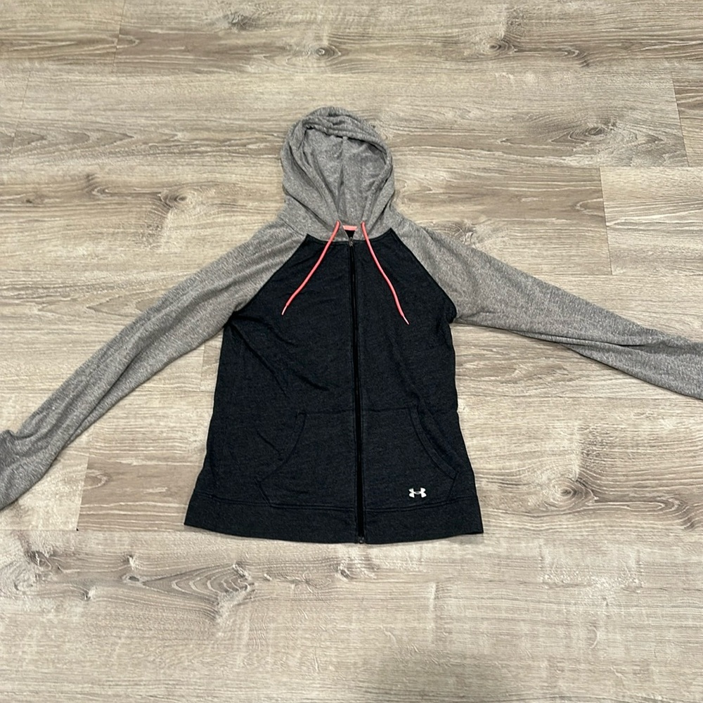 Women’s Under Armour Hoodie Size Small